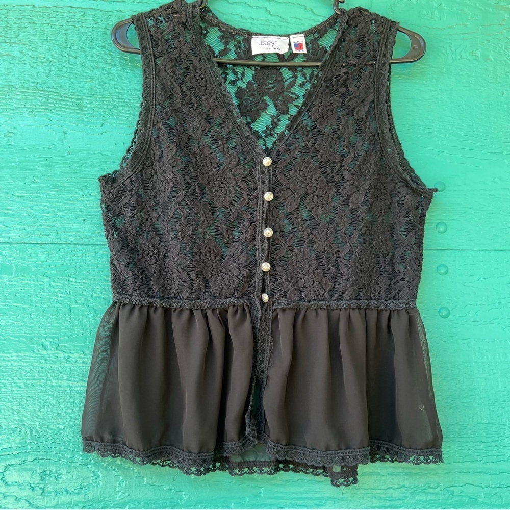 VINTAGE Y2K GOTH BLACK LACE PEPLUM SLEEVELESS BUTTON FRONT TOP SIZE MEDIUM